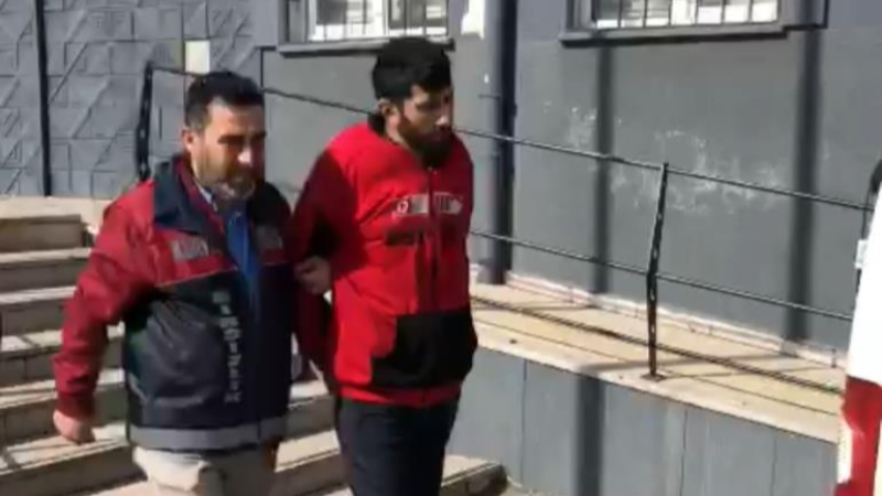Bursa'da o hırsız yakalandı; Atatürk büstünü çalmıştı...