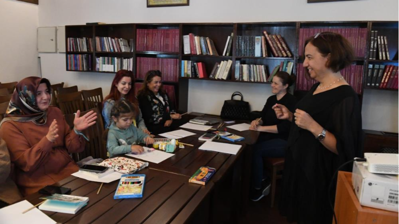 Bursa'da okuma sevgisi bu atölyede hayat buldu