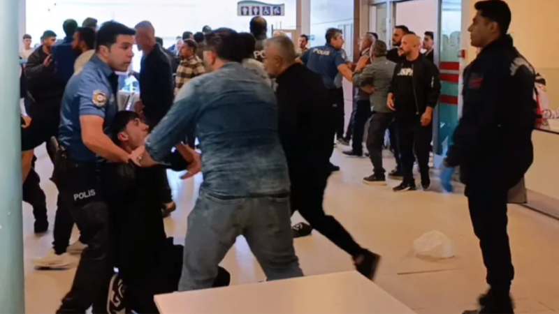 Bursa'da olay var; 1 kişi öldü, 2 kişi yaralandı...