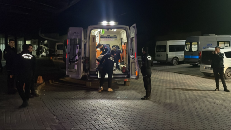 Bursa'da olaylı gece; Yaralıyı polis zeytin tarlasında buldu...