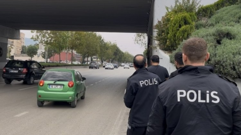 Bursa'da panik anları; Bomba ihbarı