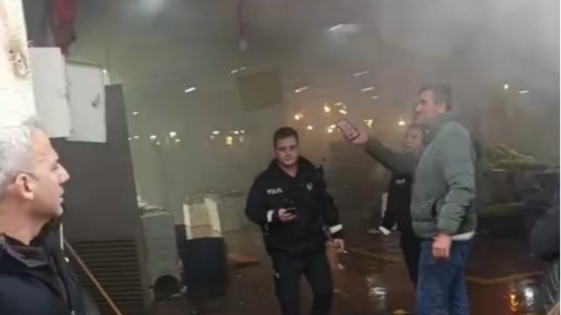 Bursa'da pazar alanında korkutan anlar!