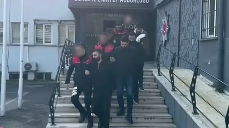 Bursa'da restorana silahlı saldırı; Böyle gözaltına alındılar...
