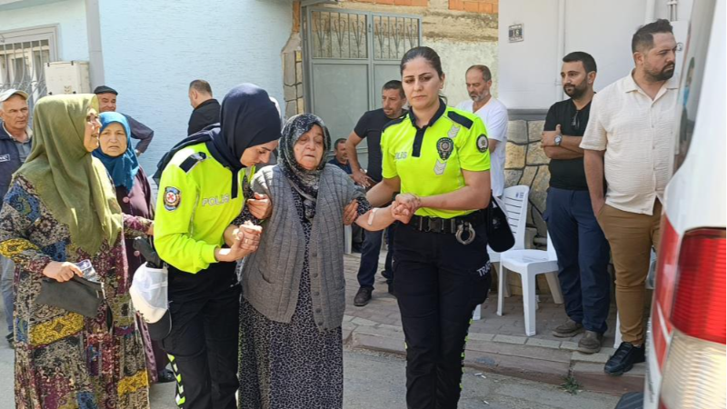 Bursa'da şehit polis müdürünün annesi hastaneye kaldırıldı