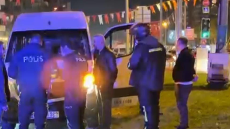 Bursa'da servis aracının çarptığı yaya ağır yaralandı