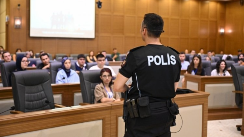 Bursa'da stajyerler oryantasyon eğitiminde