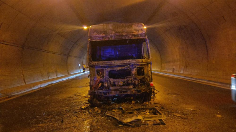 Bursa'da su tankeri bu hale geldi