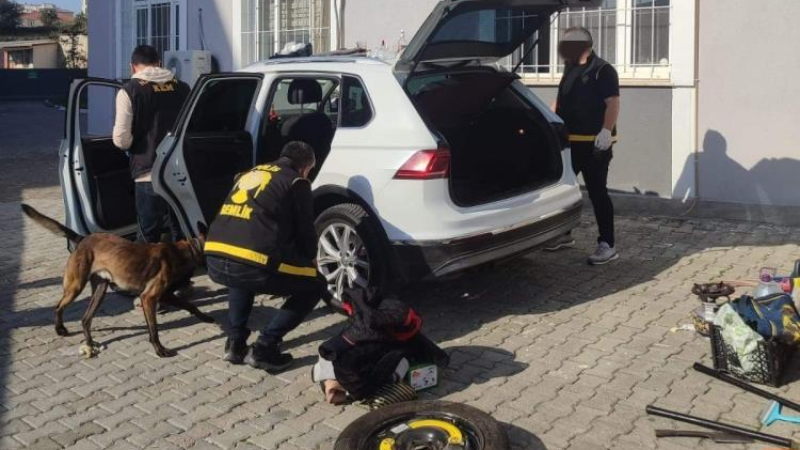 Bursa'da şüpheli araçtan bakın ne çıktı!