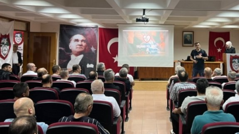 Bursa'da sürücülere fermuar sistemi anlatıldı