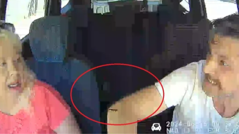 Bursa'da takside dehşet! Eski eşi ve şoförü yaraladı