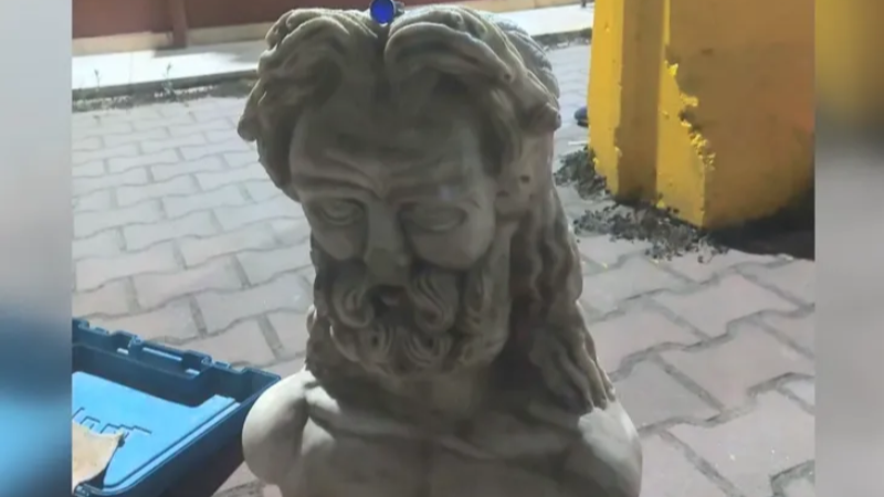 Bursa'da tarihi eser operasyonu! 2 heykel ele geçirildi...