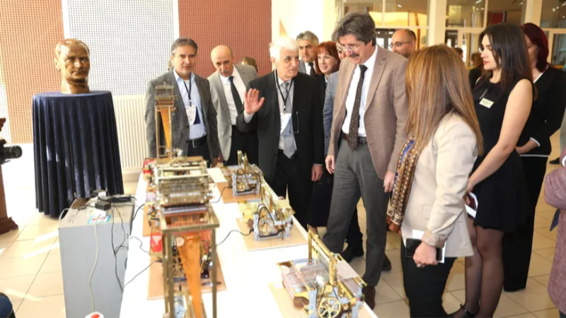 Bursa'da tekstil zirvesi