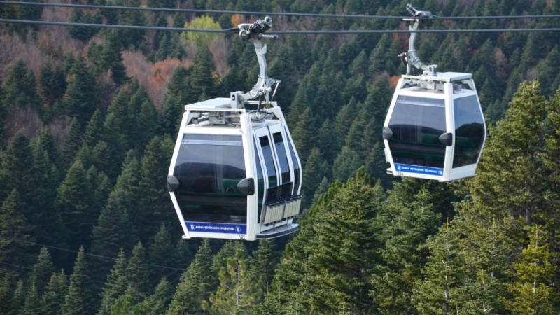 Bursa'da teleferik bugün de kapalı!