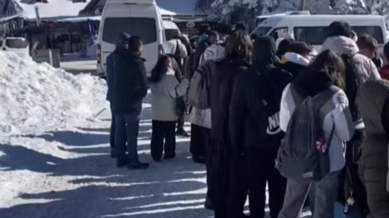 Bursa'da teleferik tatilcileri isyan ettirdi