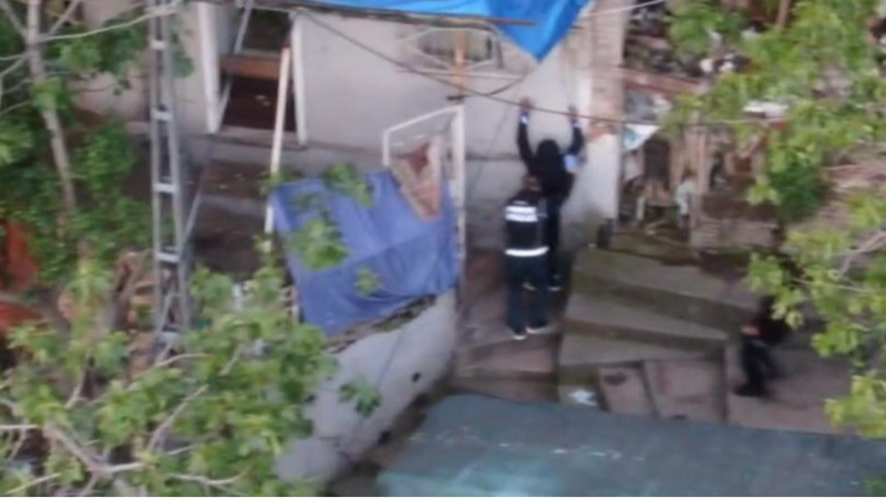 Bursa'da uyuşturucu satıcılarına büyük operasyon!