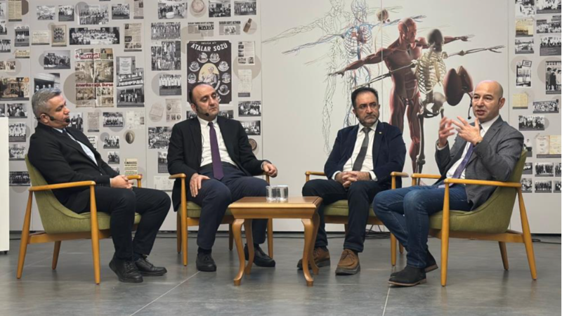 Bursa'da uzman isimler çocukluk çağı kanserine dikkat çekti