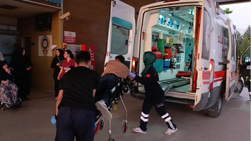 Bursa'da yol verme kavgası hastanede bitti