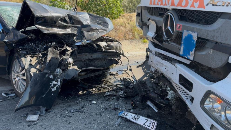 Bursa'da yürek burkan kaza; 1 ölü, 2 ağır yaralı...