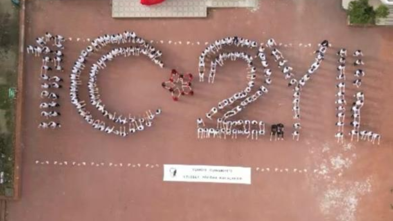 Bursa'da yüzlerce lise öğrencisi bakın ne yaptı!