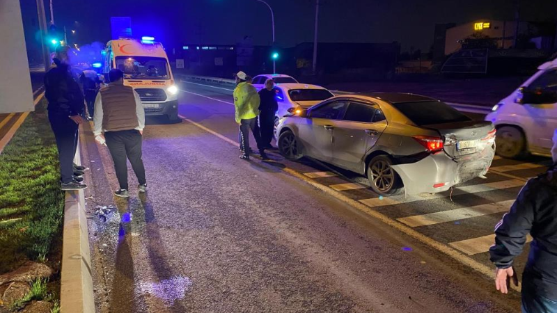 Bursa'da zincirleme kaza : 1'i çocuk 5 yaralı