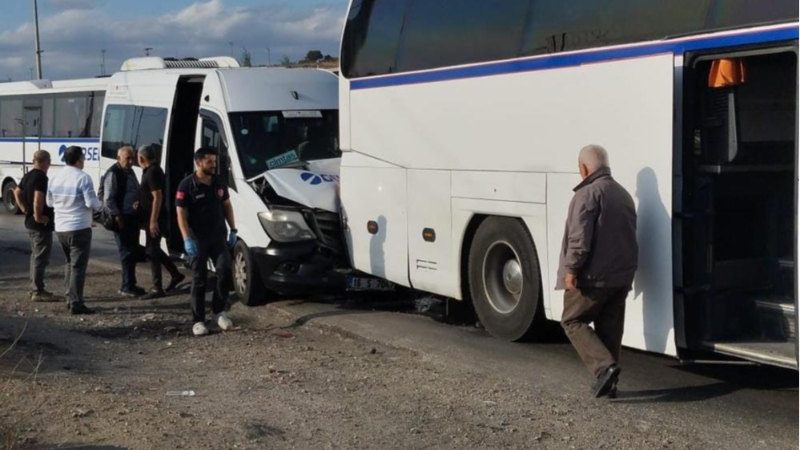 Bursa'da zincirleme kaza: Tam 9 yaralı...