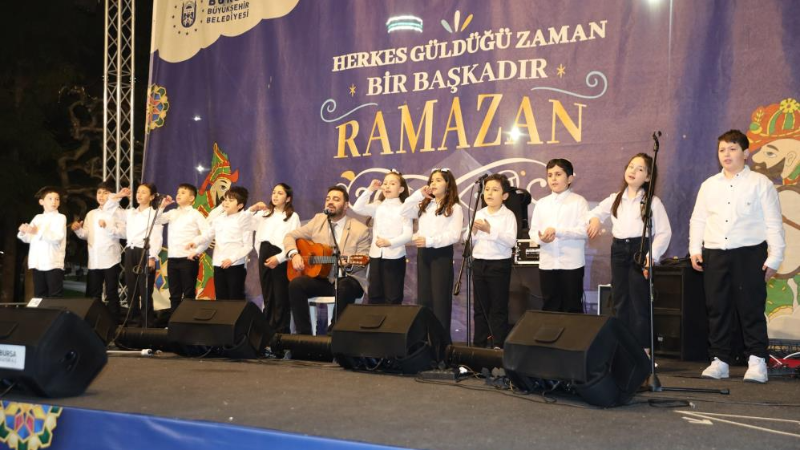 Bursalı çocuklardan anlamlı konser
