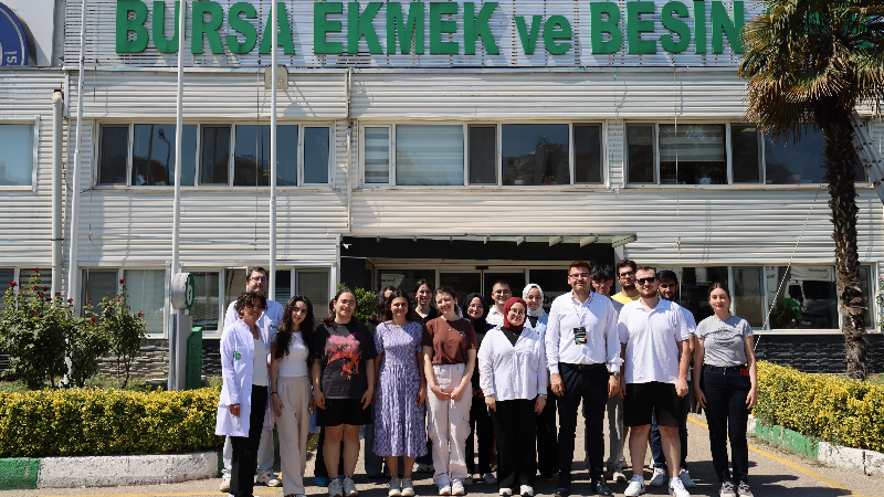 Bursalı gençler ekmeğin fabrikadan sofraya gelişini inceledi