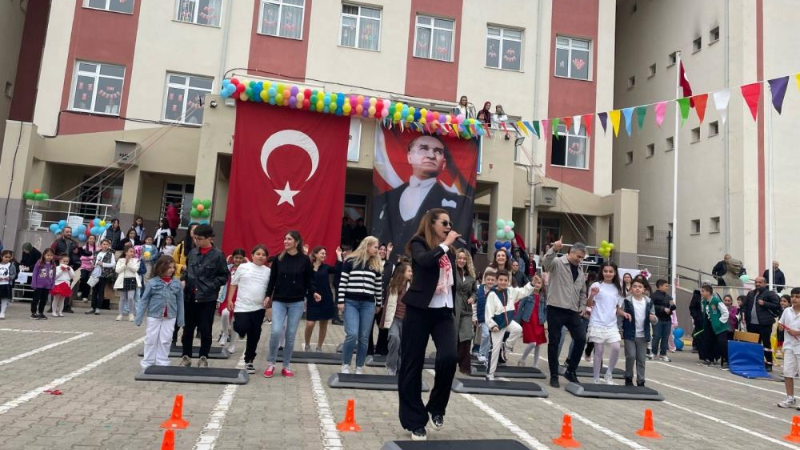 Bursa'nın bu mahellesine okul yetmiyor!