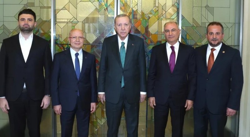 Bursaspor Başkanı Çelik, Cumhurbaşkanı Erdoğan ile bir araya geldi!