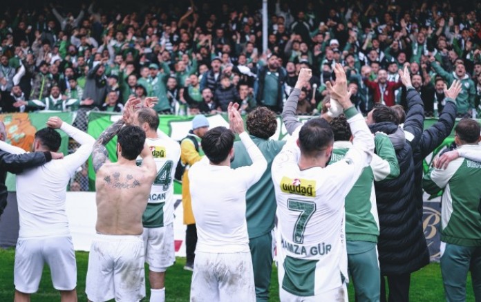 Bursaspor Başkanı Çelik; Kaldı 9 final...