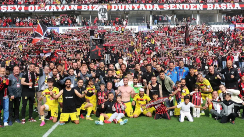 Bursaspor Başkanından Eskişehirspor'a kutlama