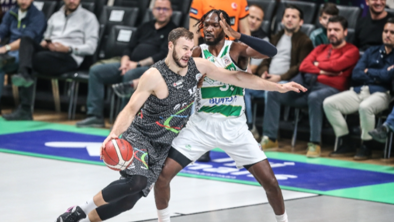Bursaspor Basketbol 'Çakı' gibi