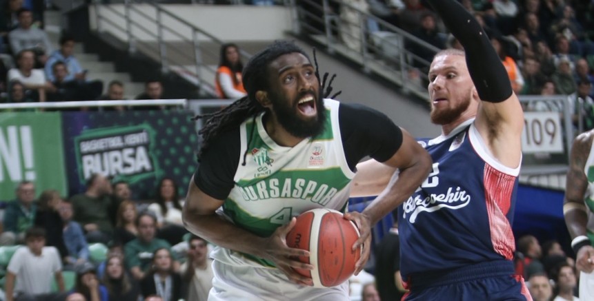 Bursaspor'u potada hakem  durdurdu!