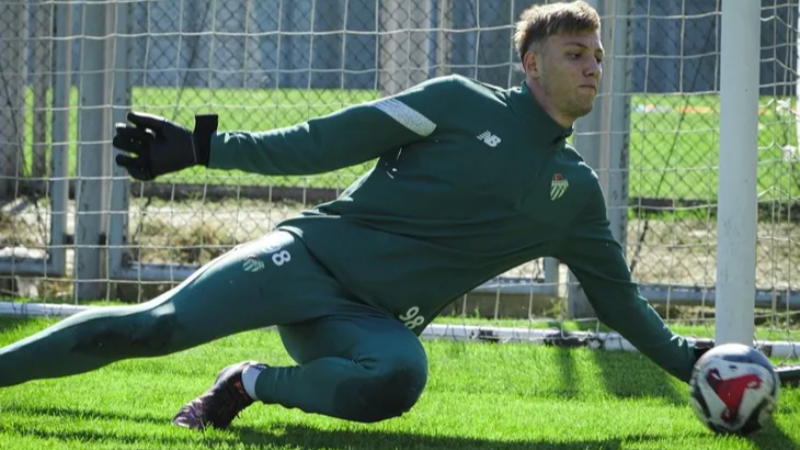 Bursaspor sıkı çalışıyor; Hedef şimdi Aksaray...