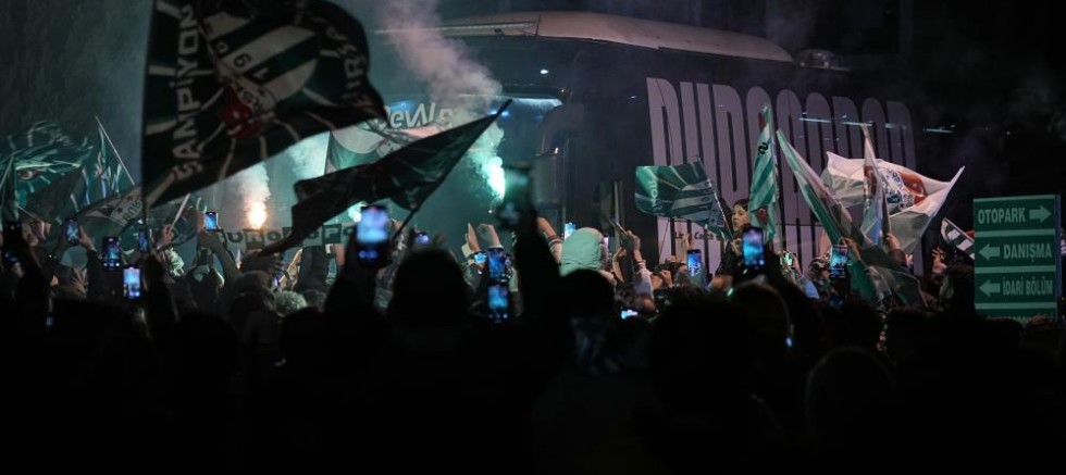 Bursaspor taraftarı Eskişehir'e akacak; Başkan Çelik'ten teşekkür...