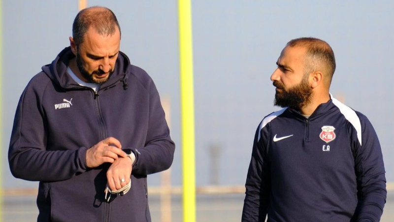 Bursaspor’da Adem Çağlayan’ın ekibi netleşti