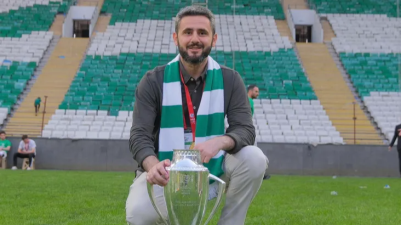 Bursaspor'da peş peşe istifalar!