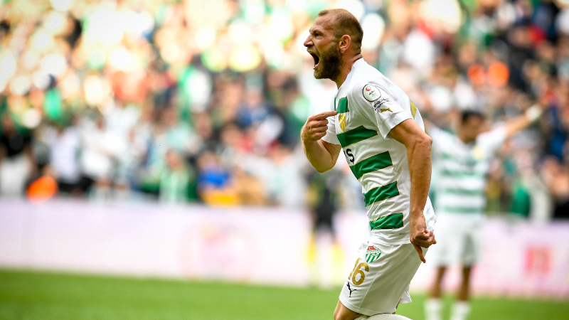 Bursaspor'dan ayrıldı, Bursa'da kaldı!