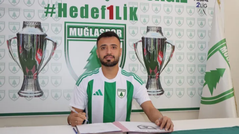 Bursaspor'dan ayrıldı Muğlaspor'a gitti