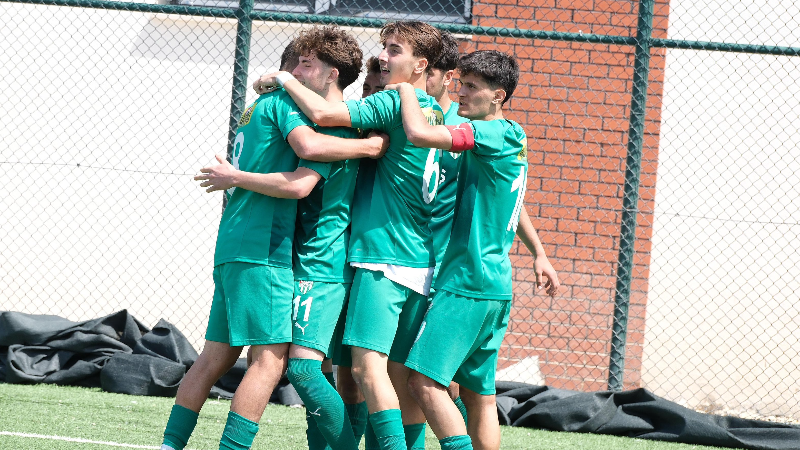 Bursaspor'dan bir şampiyonluk daha