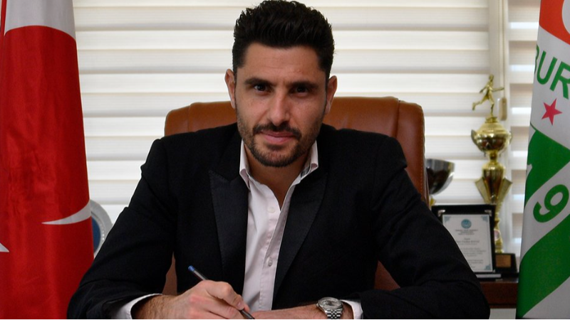 Bursaspor’un eski hocası bakın nereye imza attı!