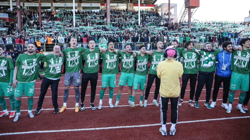 Bursaspor'un kupası geliyor; O isim takdim edecek...