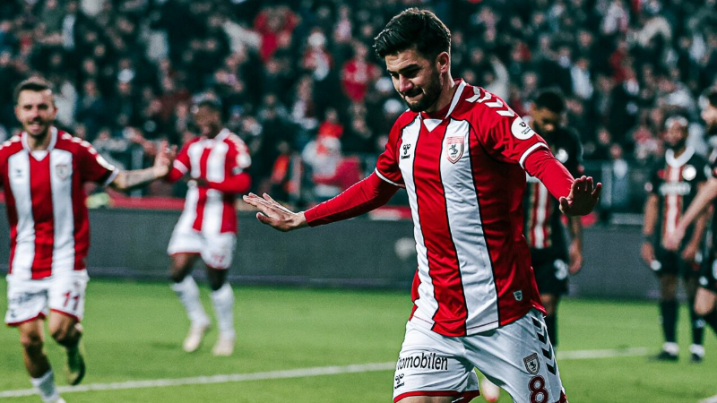 Bursaspor'un tercihi hangisi olacak; Tayfun mu, Soner  mi?