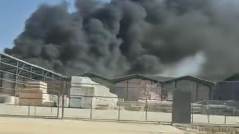 Bursa'yı siyah dumanlar kapladı; Yine yangın...