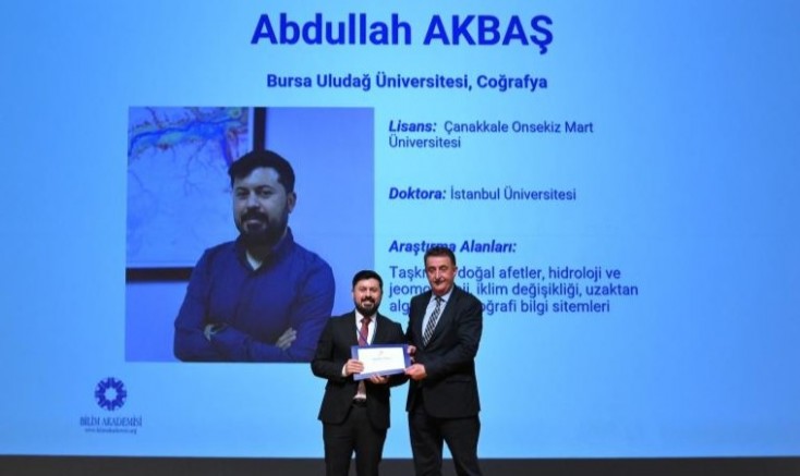 BUÜ’lü akademisyene büyük onur!