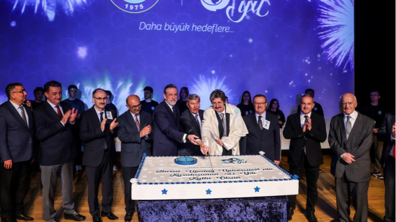 BUÜ'nün 50. kuruluş yıldönümü coşkuyla kutlandı