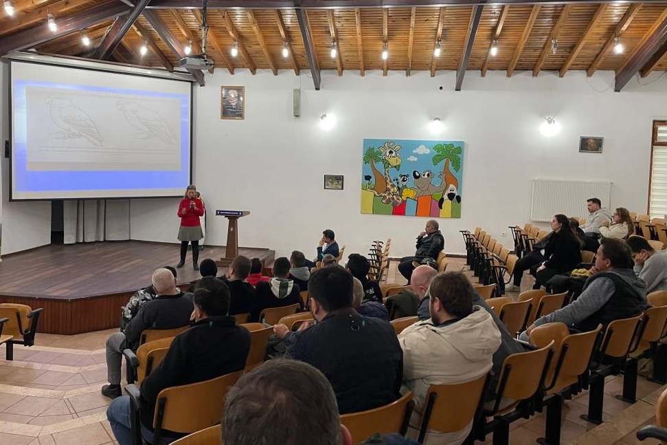 Büyükşehir'den hayvanseverlere ve hayvan satıcılarına eğitim