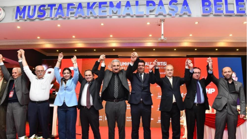 CHP'de Gökhan Demir güven tazeledi