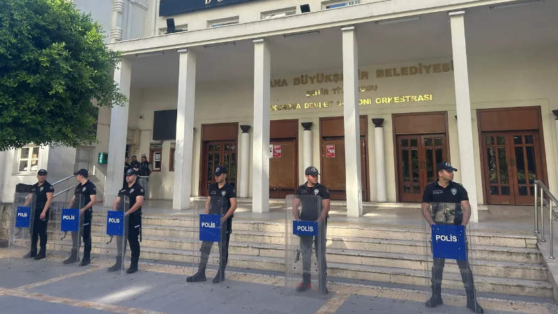 CHP’li belediyelerde yolsuzluk operasyonu sürecek mi?