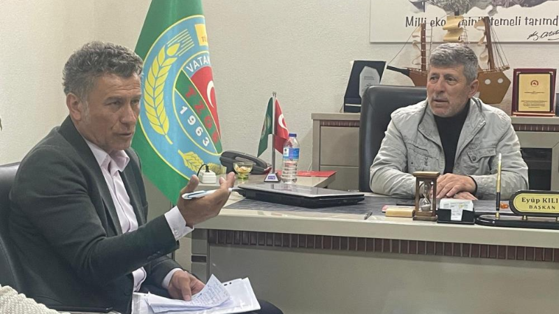 CHP'li Sarıbal, Bursalı çiftçilerle görüştü